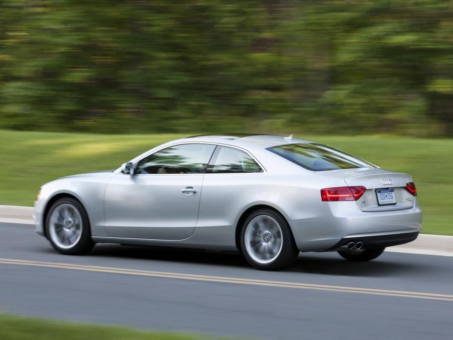  Audi A5 Coupe 2.0T 2012 года  (NA) (фото 47 из 52)